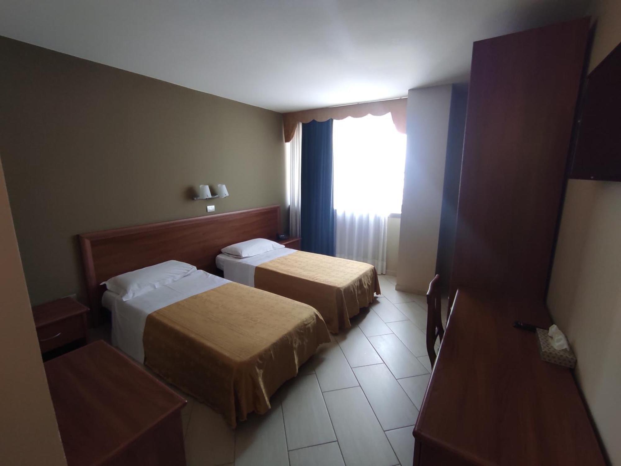 Standard Hotel Udine Pradamano Eksteriør billede