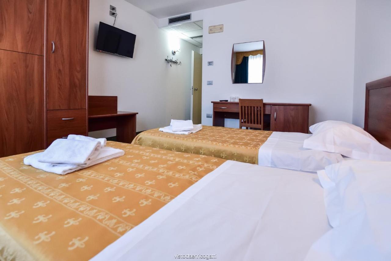 Standard Hotel Udine Pradamano Eksteriør billede